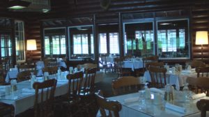 Keweenaw Mountain Lodge-dining